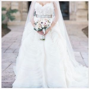 👰🏼‍♀️👰🏾‍♀️Belle of the ball 👰🏾‍♀️👰🏼‍♀️Lazaro 3100 wedding dress